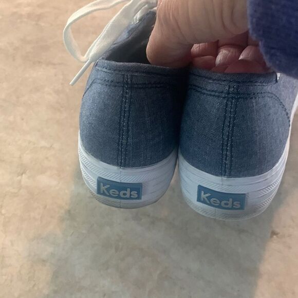 KEDS Triple Kick Chambray Platform Denim Sneakers - Picture 2 of 6